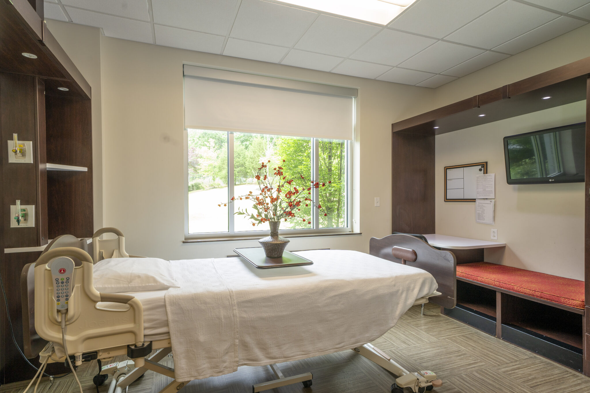 AHC WTTC 0385 (patient room)
